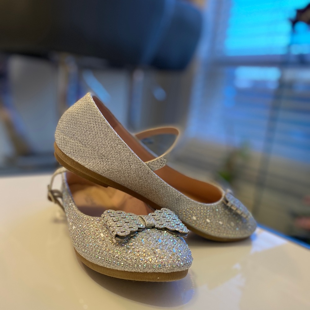 Girl dress shoes